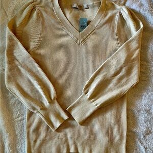 Loft Women’s Ribbed Cream Colored Knit - Size L Petite